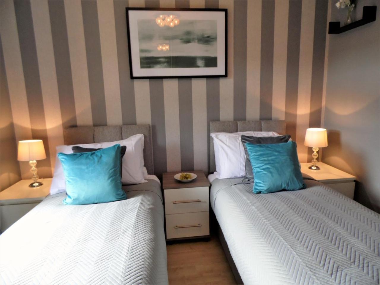 エディンバラThe Upper Craigour Royal Infirmary Houseアパートメント エクステリア 写真