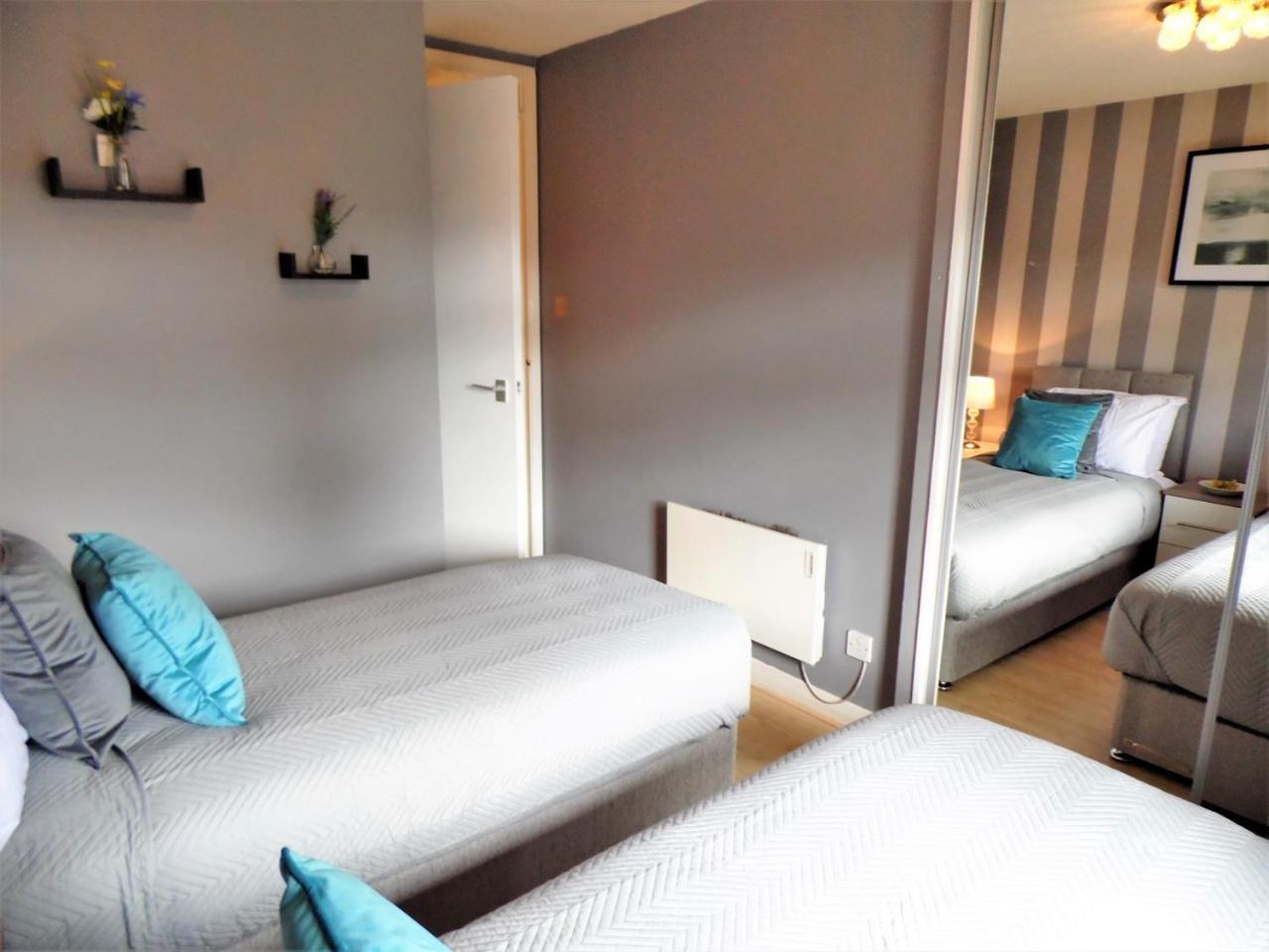 エディンバラThe Upper Craigour Royal Infirmary Houseアパートメント エクステリア 写真